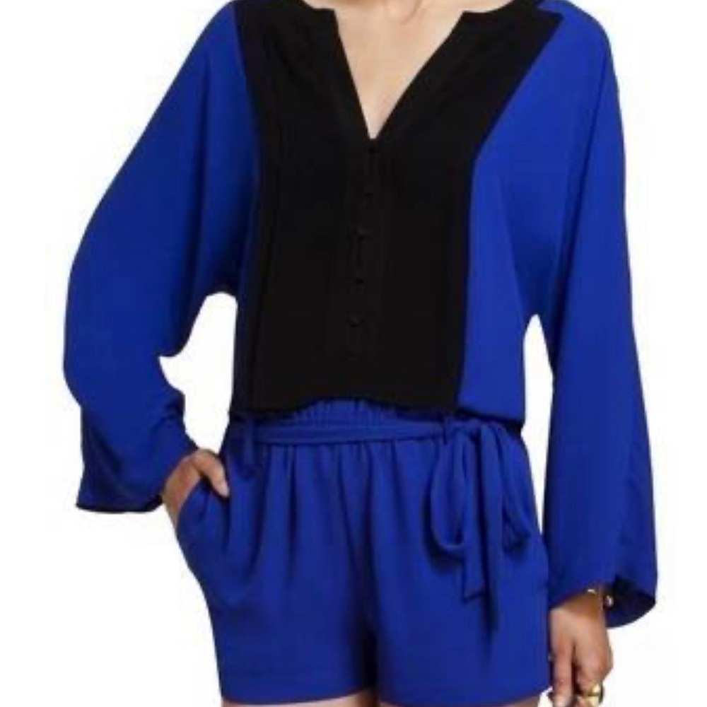 NWOT!! BCBGMAXAZRIA Romper Size XXS